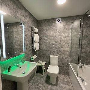 Classic Twin Room